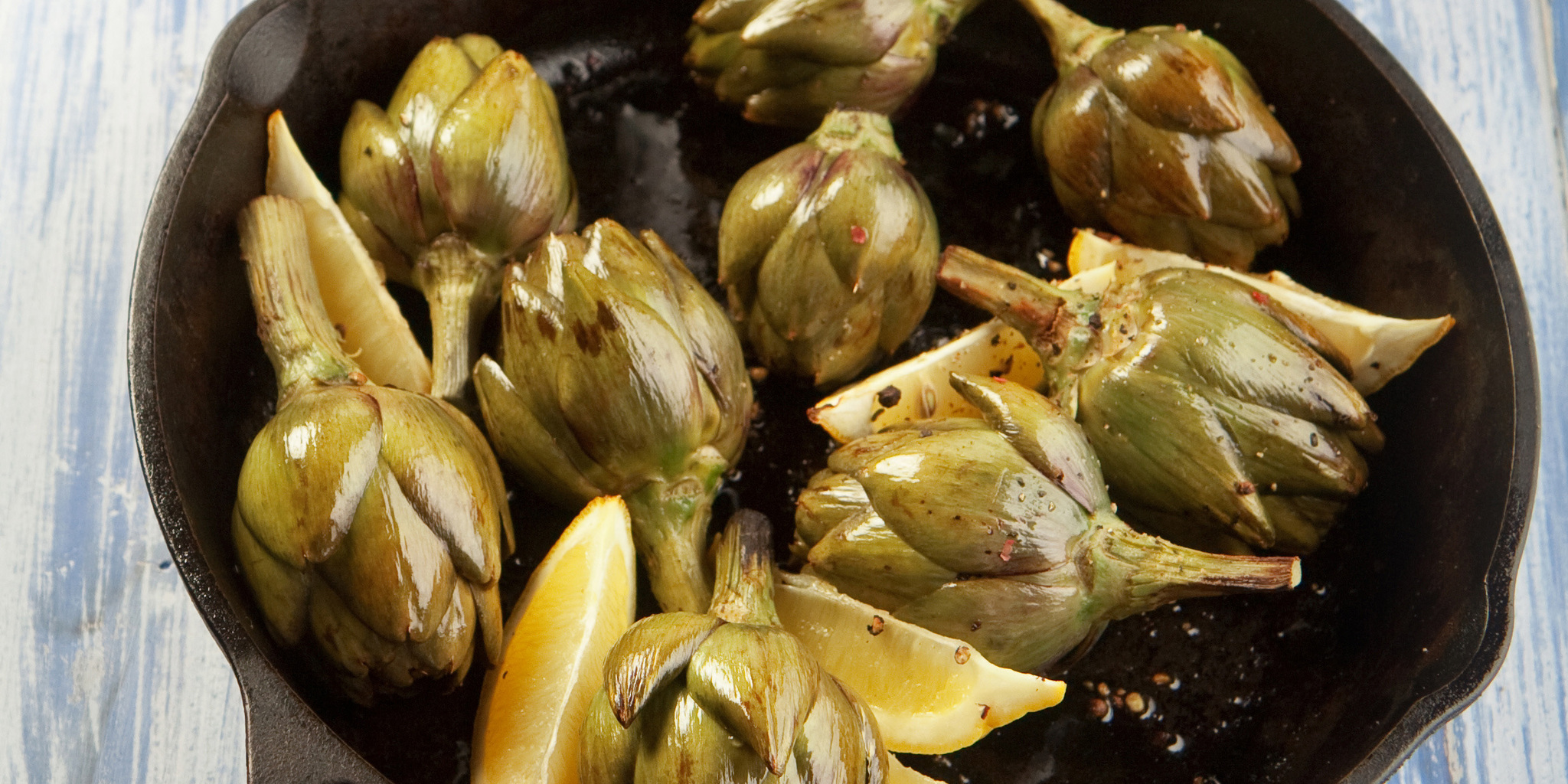 Braised Baby Artichokes with Wine and Herbs at foodious.com