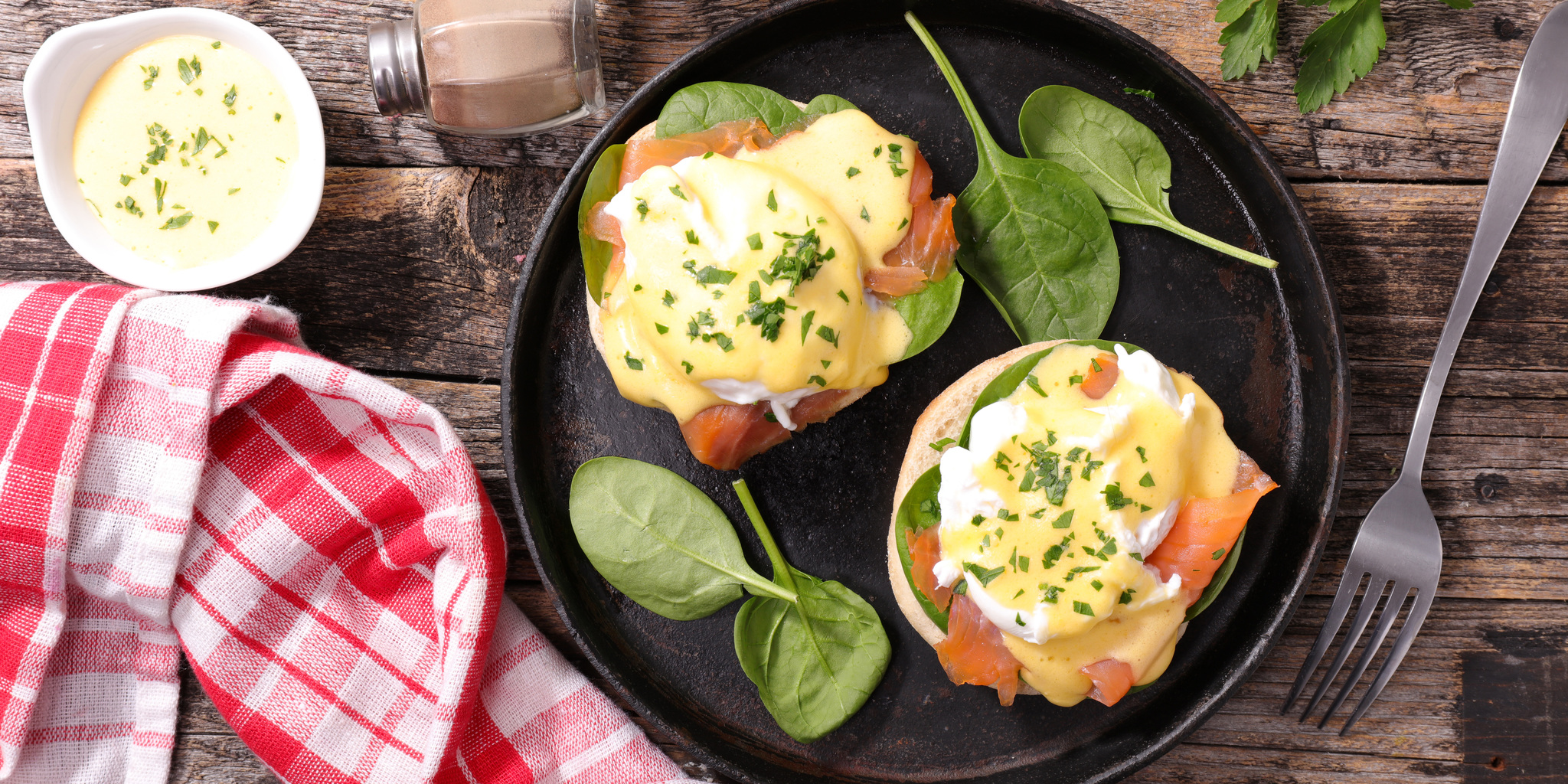 Salmon Benedict at foodious.com