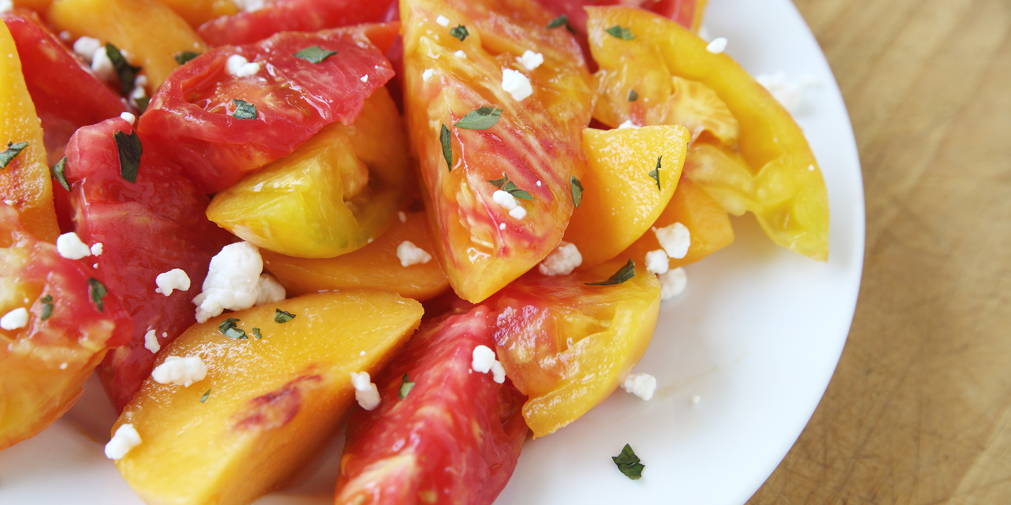 Peach and Heirloom Tomato Salad at foodious.com
