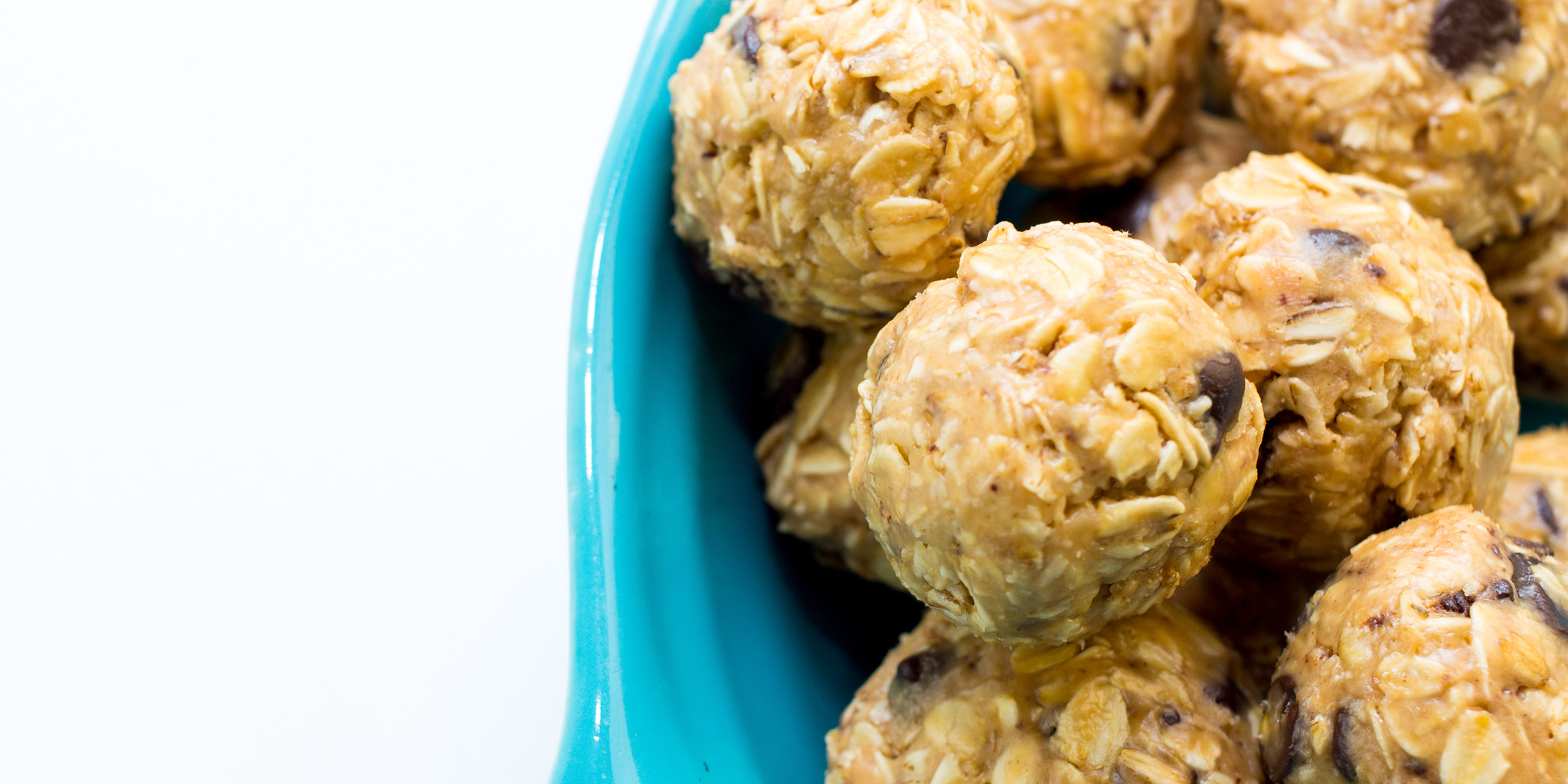 Chocolate Peanut Butter Energy Balls at foodious.com