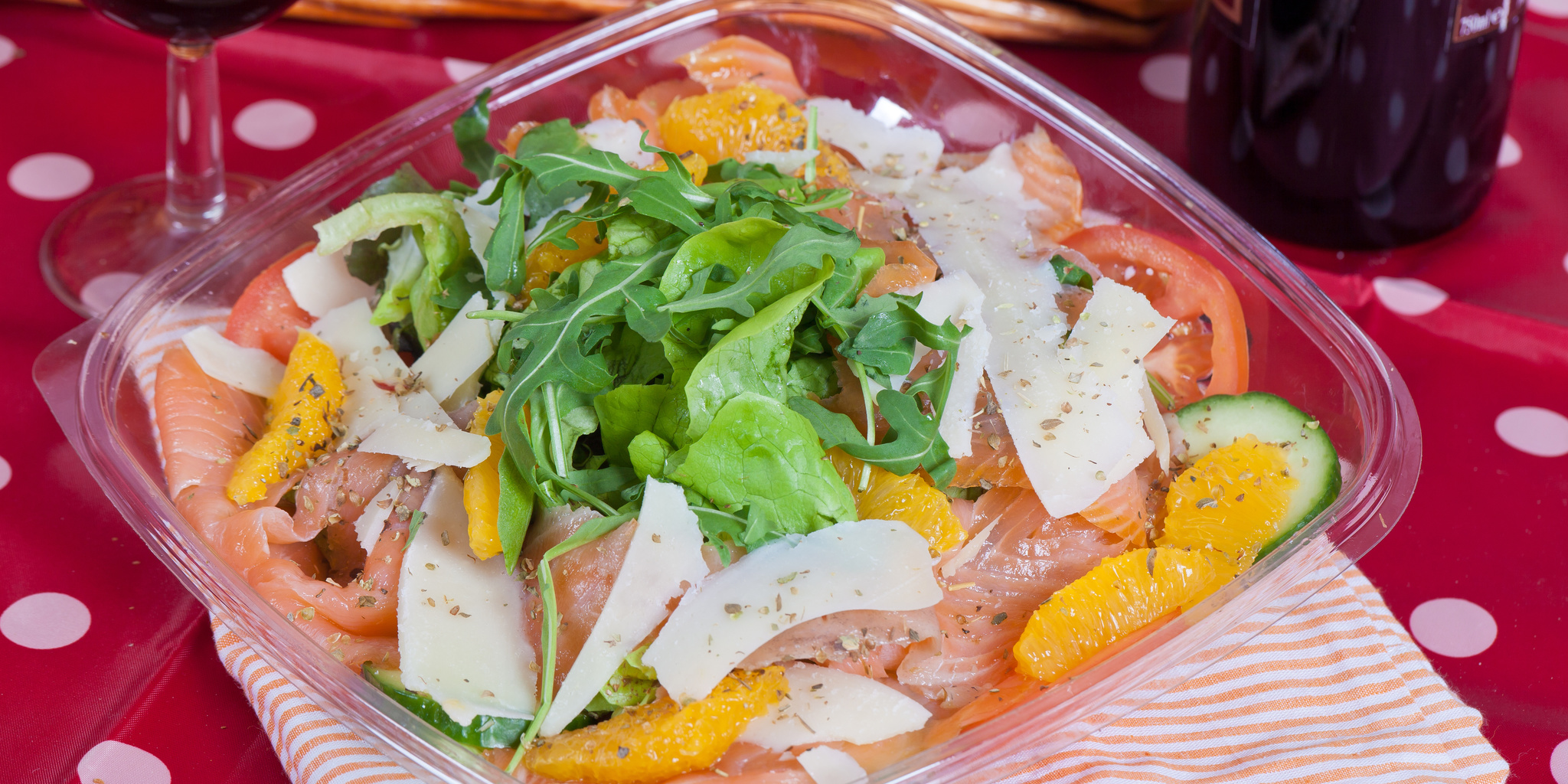 Salmon Tangerine Salad at foodious.com