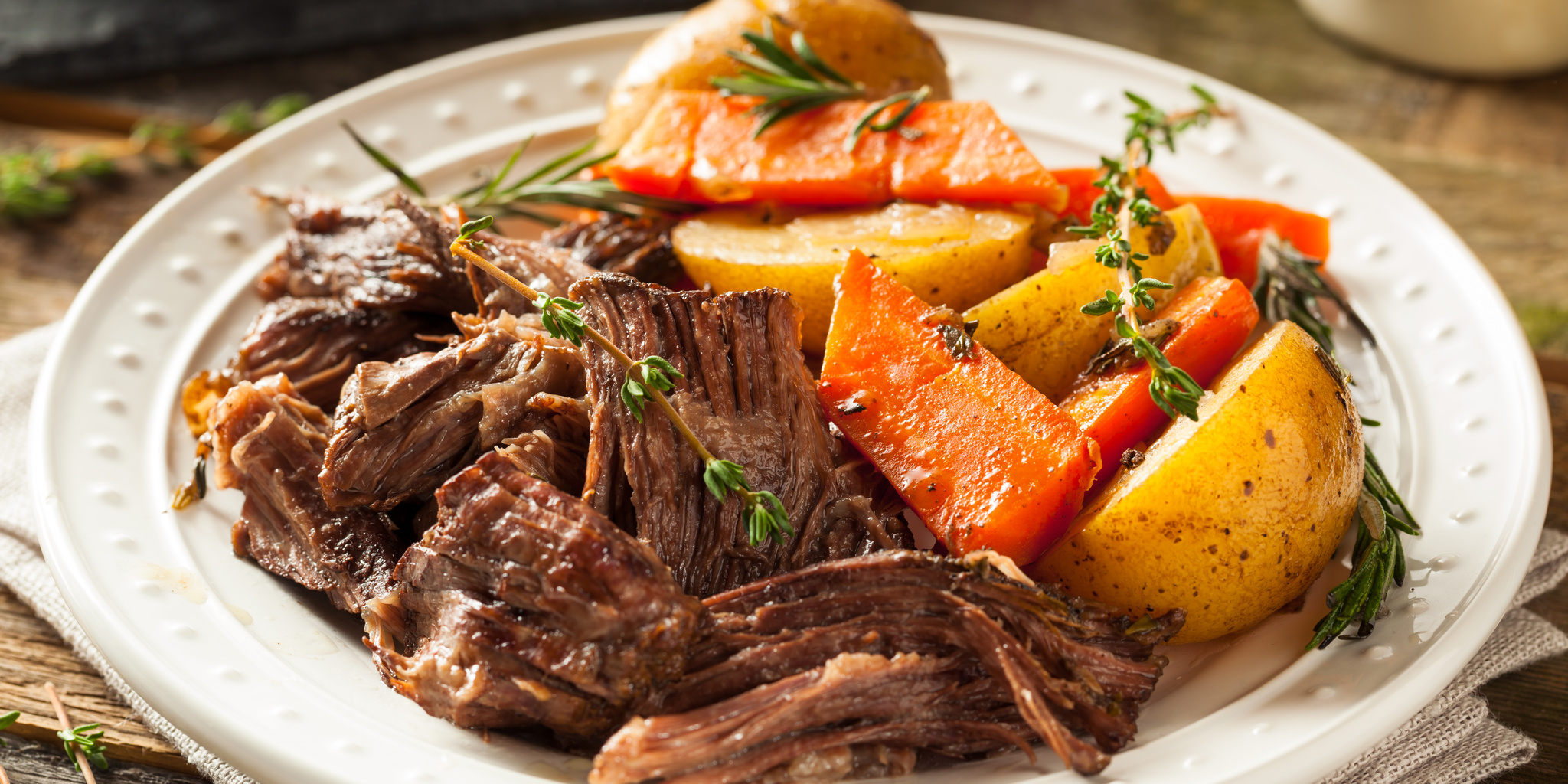 Slow Cooker Roast Beef with Vegetables at foodious.com