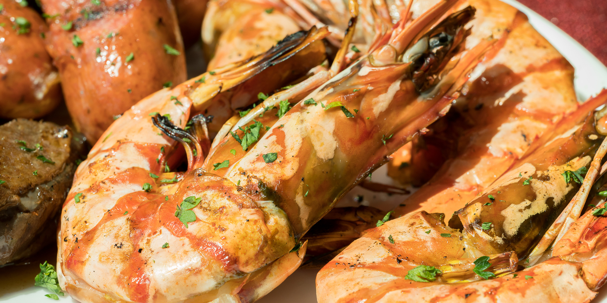 Grilled Head-On Prawns with Garlic and Parsley at foodious.com