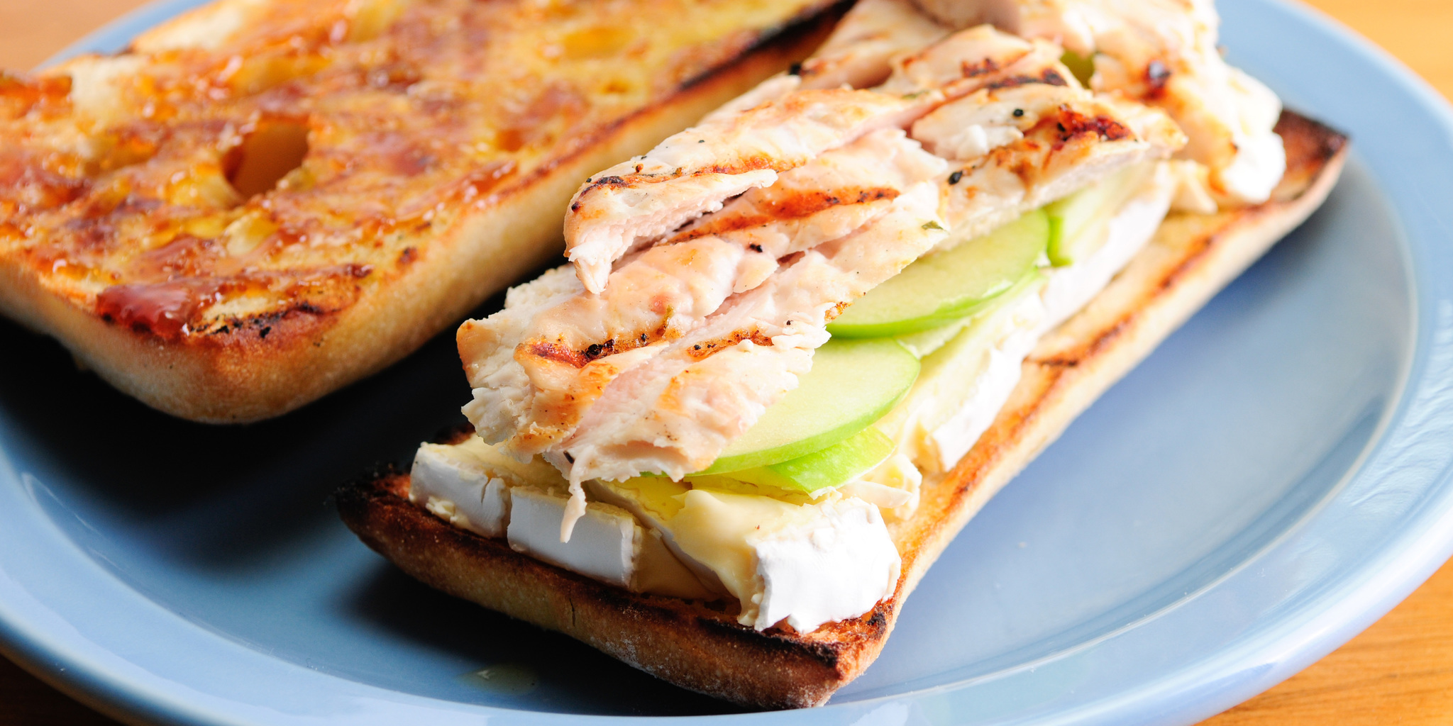 Brie and Chicken Sandwich with Apple and Marmalade at foodious.com