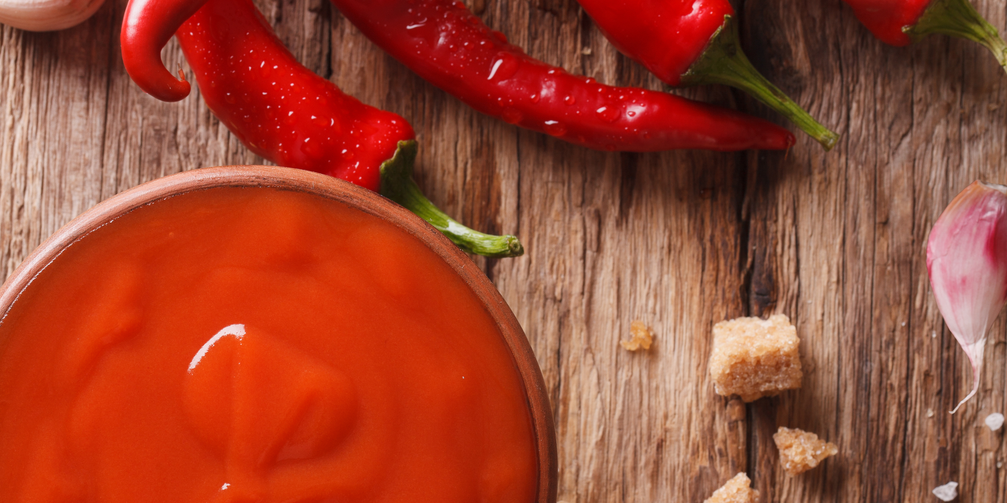 Homemade Sriracha at foodious.com