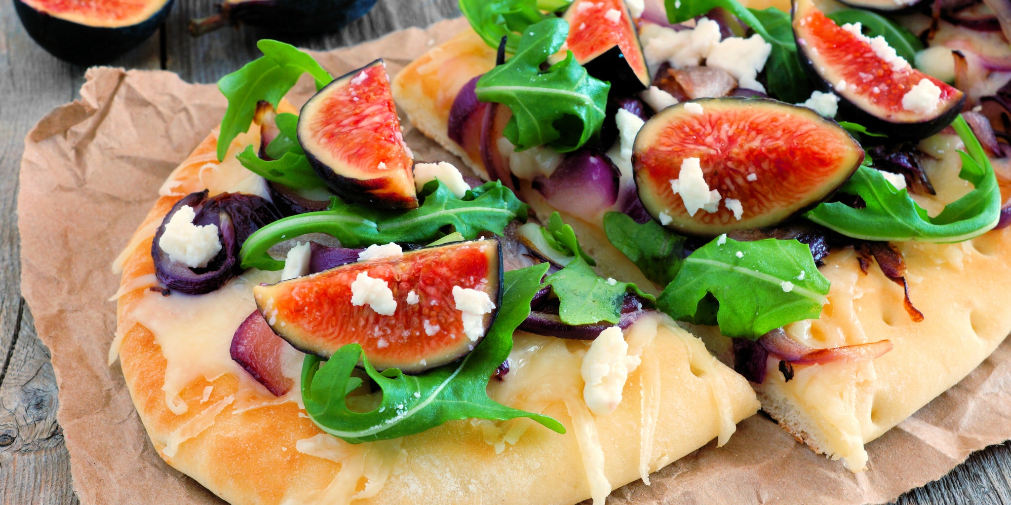 Fig, Goat Cheese, Arugula Flatbread at foodious.com