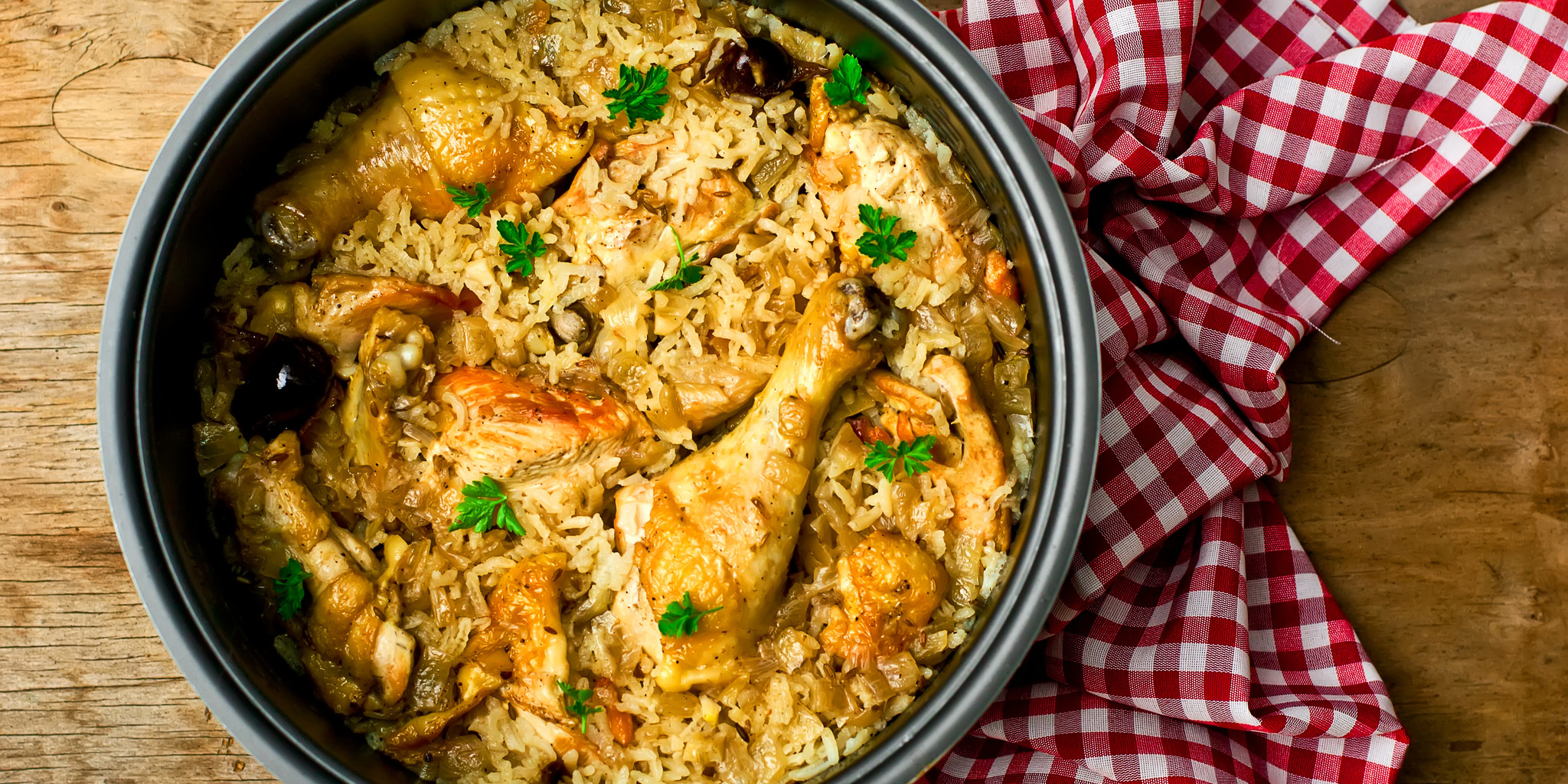 Slow Cooker Chicken with Rice at foodious.com