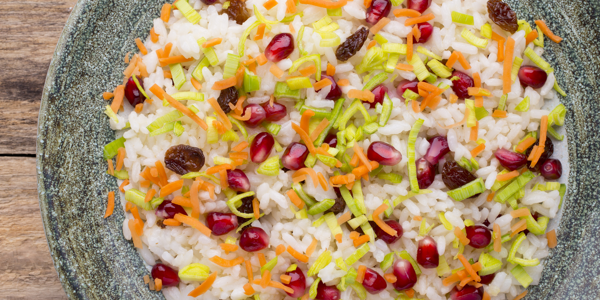 Pomegranate Raisin Rice at foodious.com