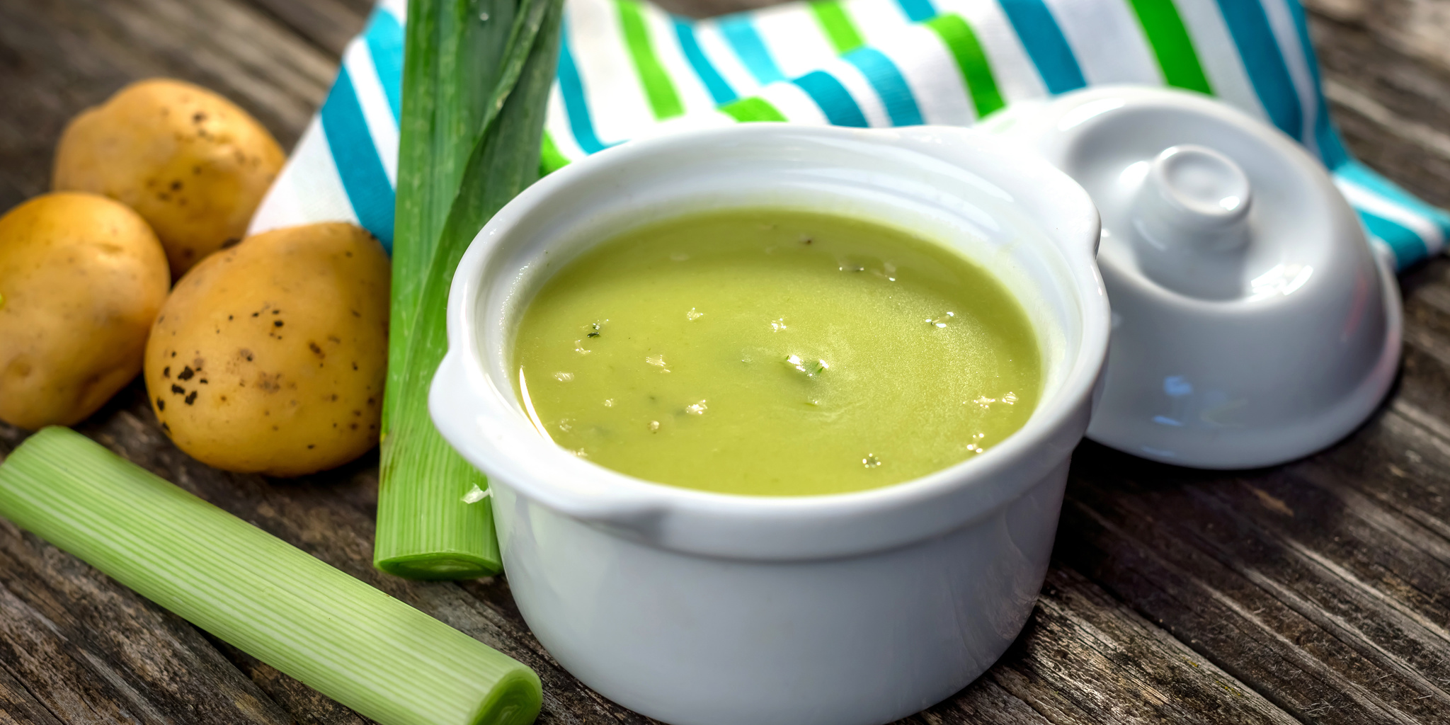 Potato Leek Soup with Dill Oil at foodious.com