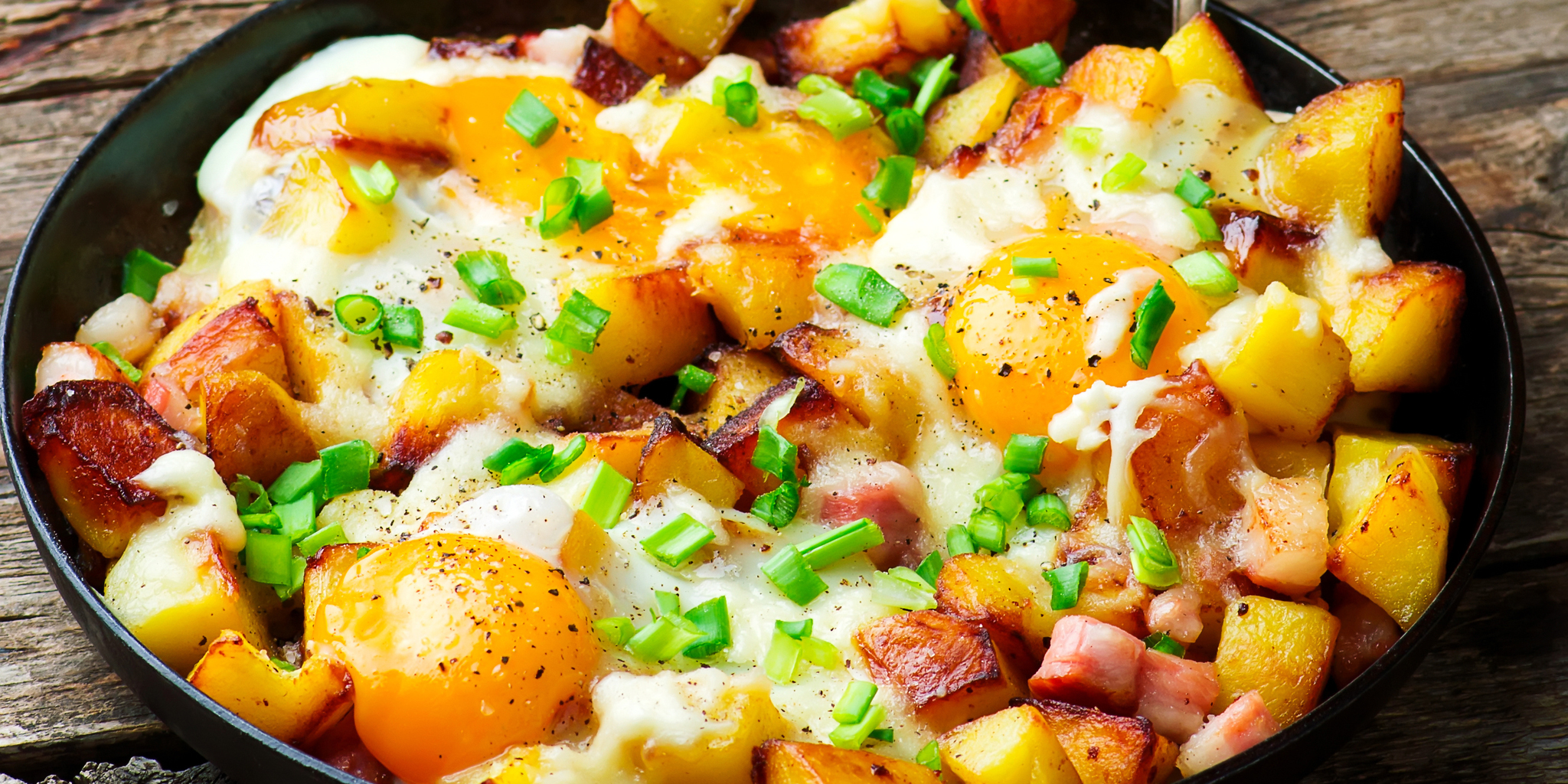 Cheesy Bacon and Egg Hash at foodious.com