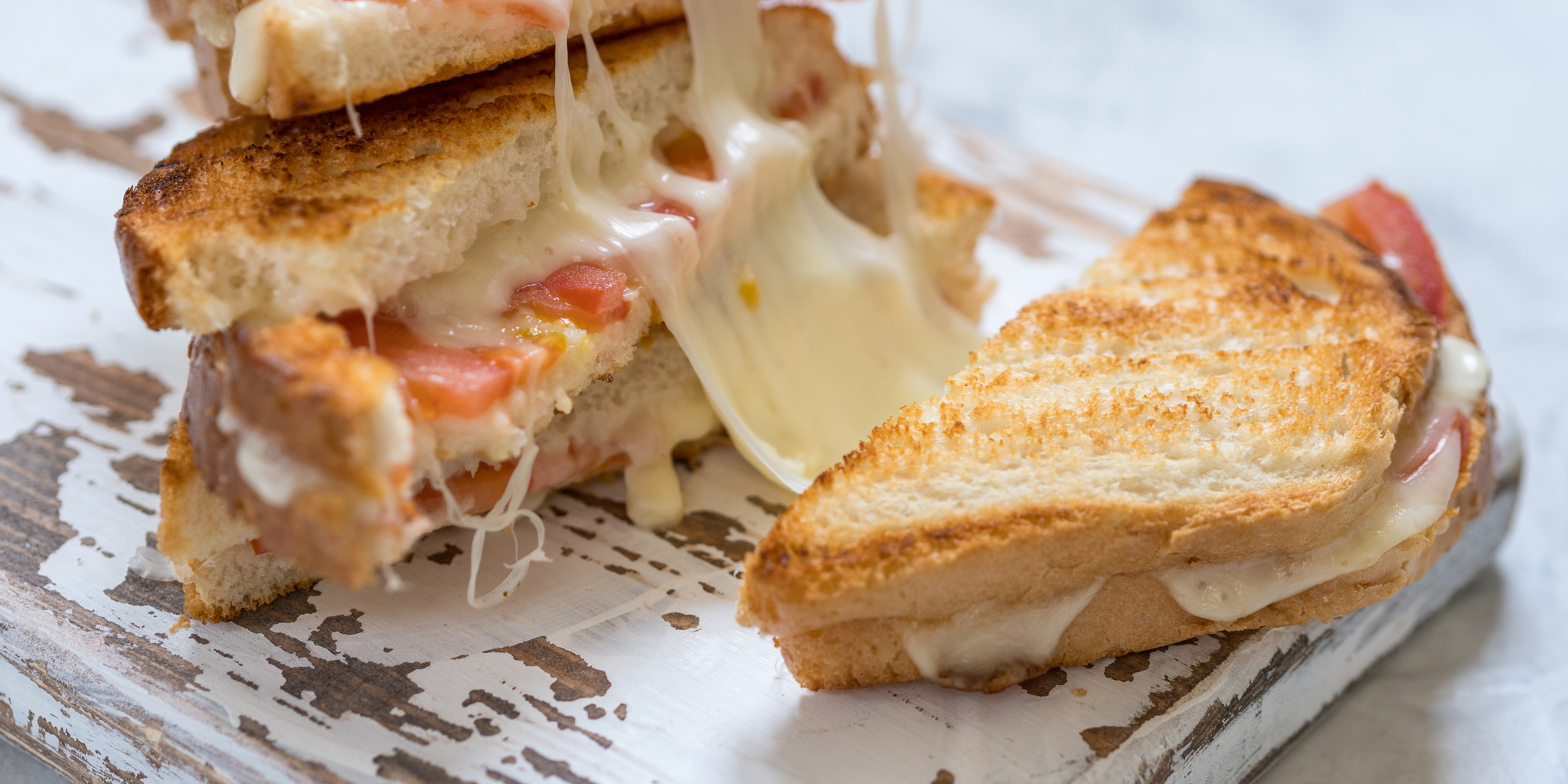 Grilled Cheese with Tomato at foodious.com