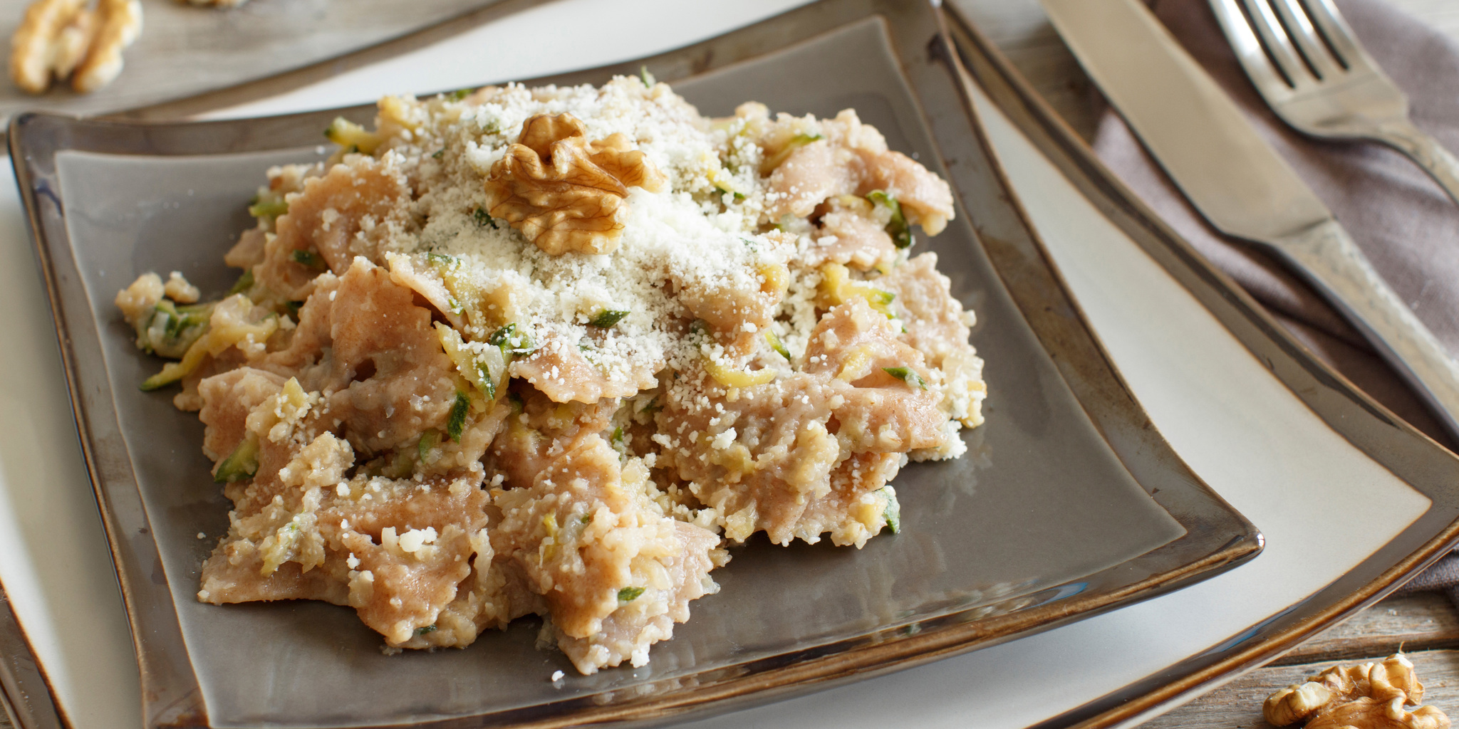 Walnut Zucchini Pasta at foodious.com