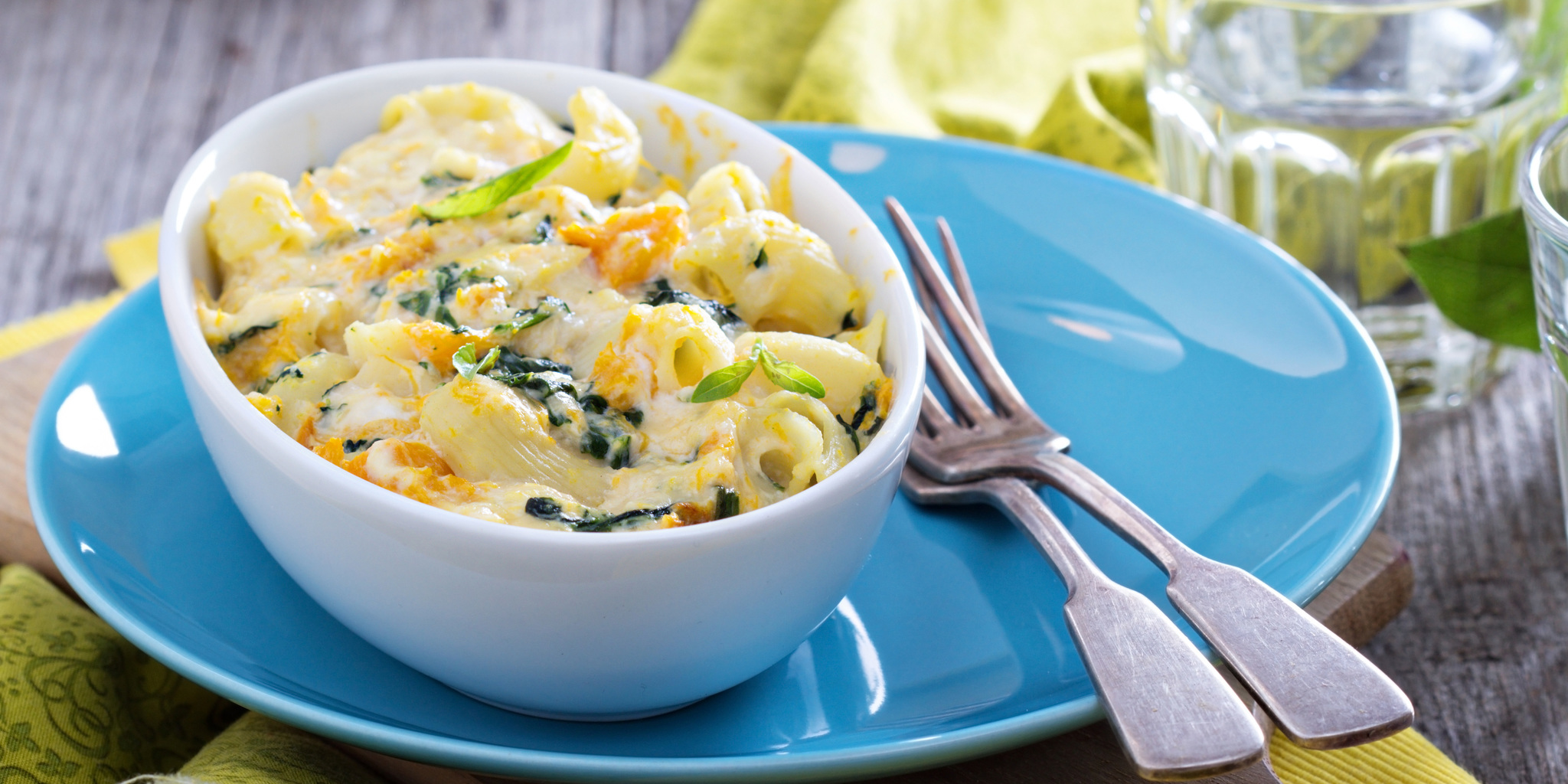 Pumpkin Spinach Mac n Cheese at foodious.com