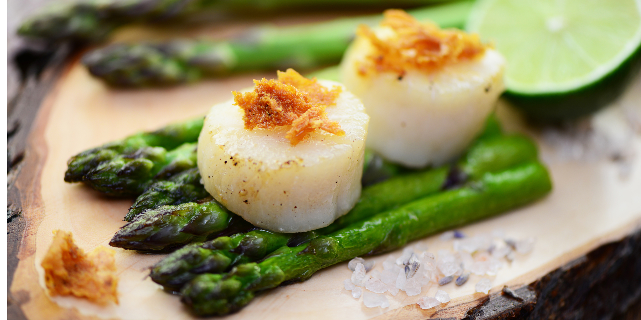 Soba with Grilled Asparagus and Sea Scallops with Sweet Miso Sauce at foodious.com