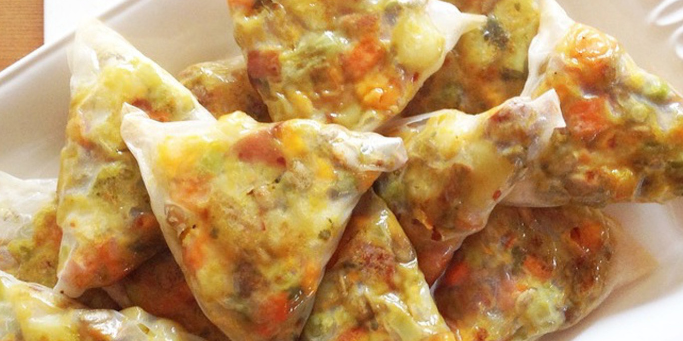 Cauliflower Rice Paper Samosas With Tangy Mint Chutney at foodious.com