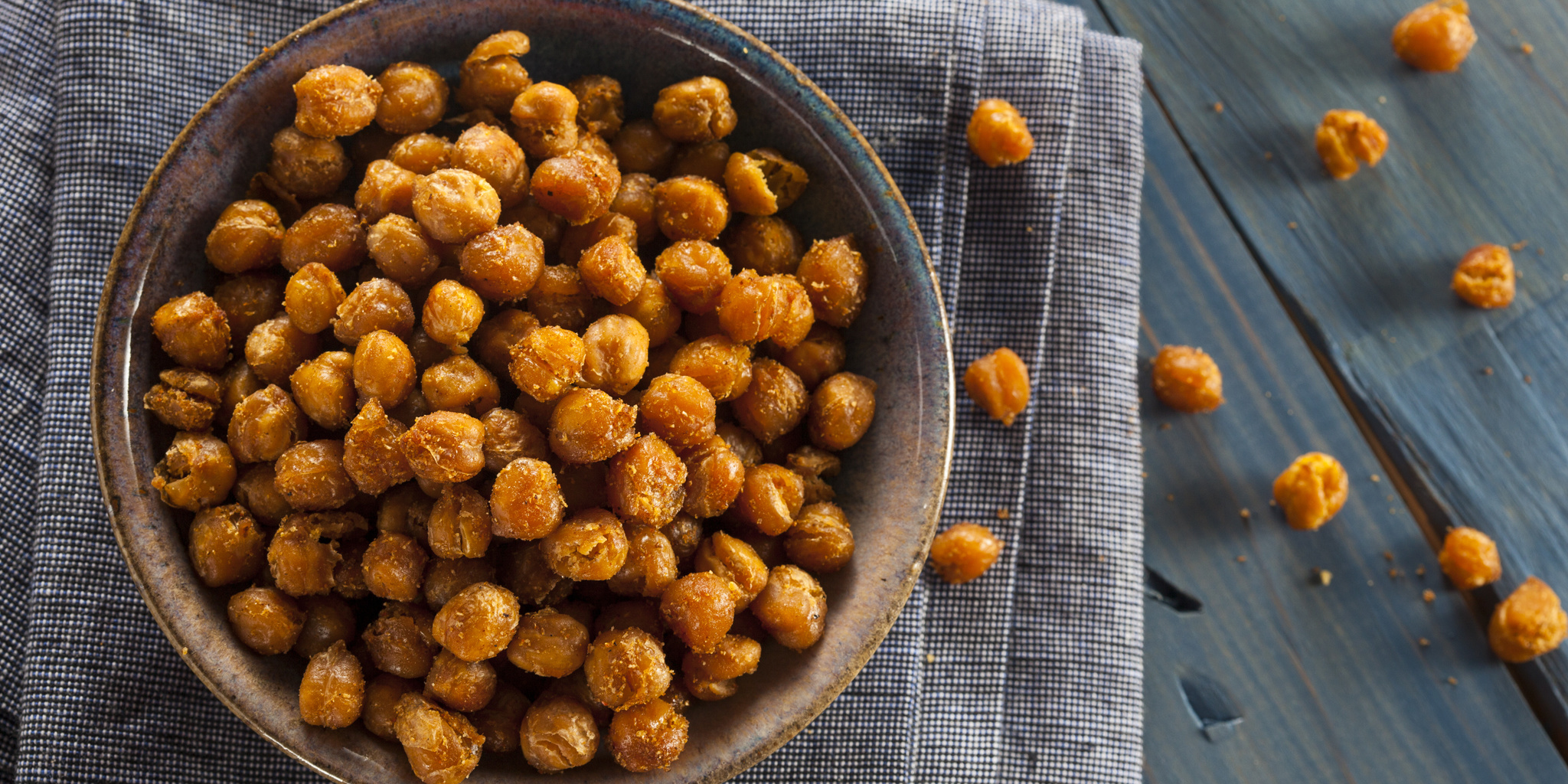 Spicy Crunchy Chickpeas at foodious.com